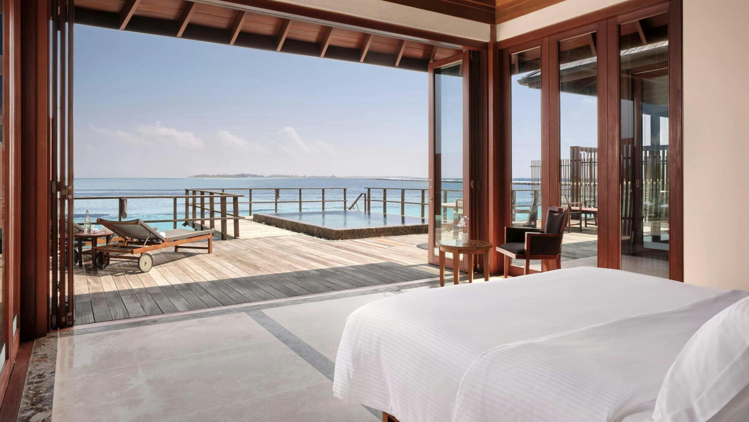 villa nautica one bedroom ocean suite with pool view 4k