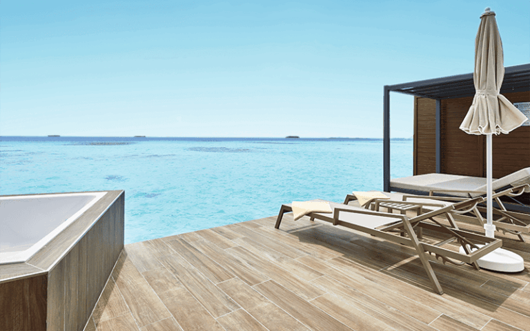 xmv 19 073 overwater suite compressed