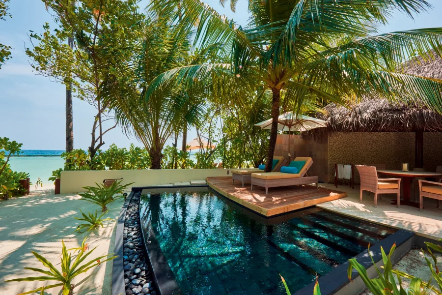 constance halaveli accommodation beach villa 02