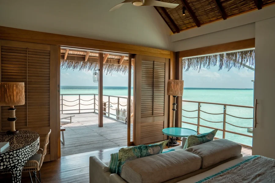 constance moofushi accommodation senior water villa 04