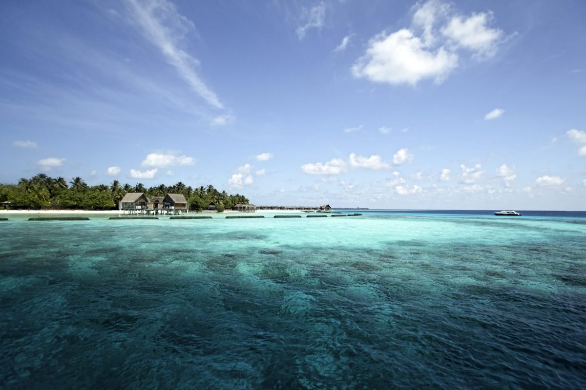 constance moofushi hotel exterior and aerial views exterior 05 v2