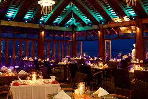 kureduorestaurantinterior1 compressed