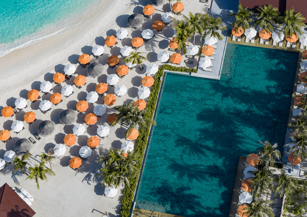 oblu xperience ailafushi aerials and generics x360 pool bar aerial 03 compressed