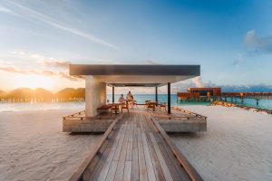 veligandu champagnepavilion3