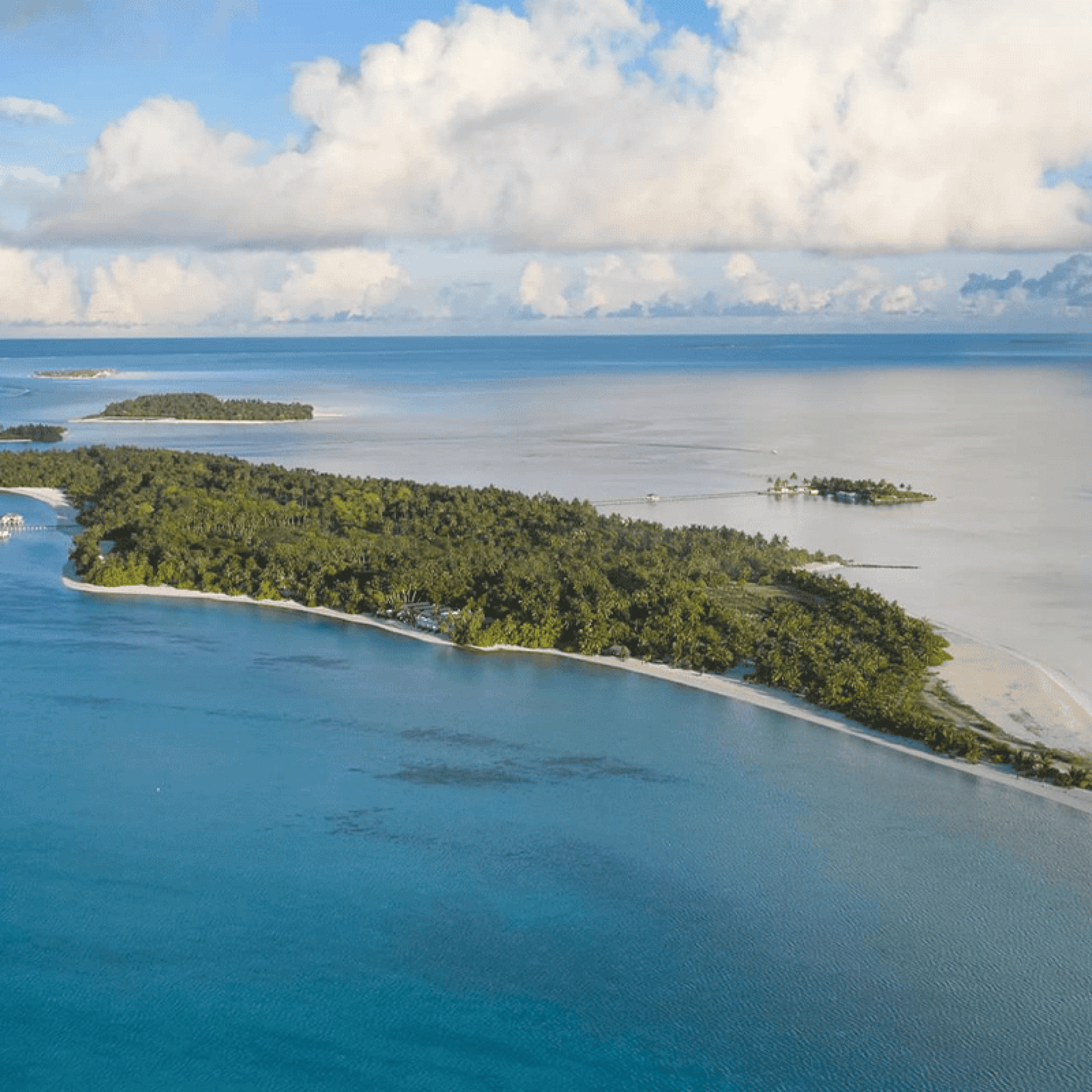 villa park aerial island large1 v2