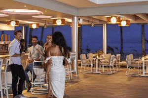 xmv 19 059 poolside bar compressed